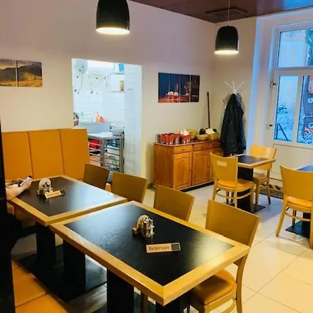 Pivovar Maly Janek - Restaurace, A Stany * Jince