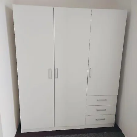 Pivovar Maly Janek - Restaurace, A Stany Jince