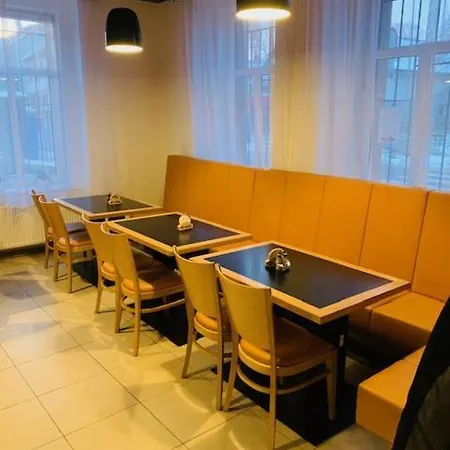 Pivovar Maly Janek - Restaurace, A Stany Hotel Jince