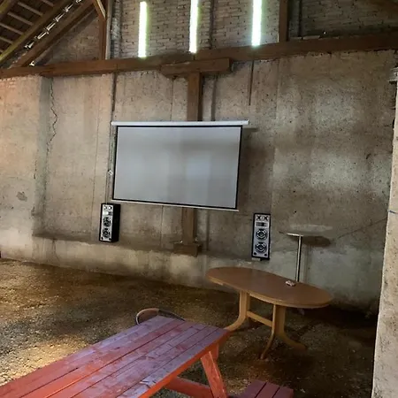 Pivovar Maly Janek - Restaurace, A Stany Jince