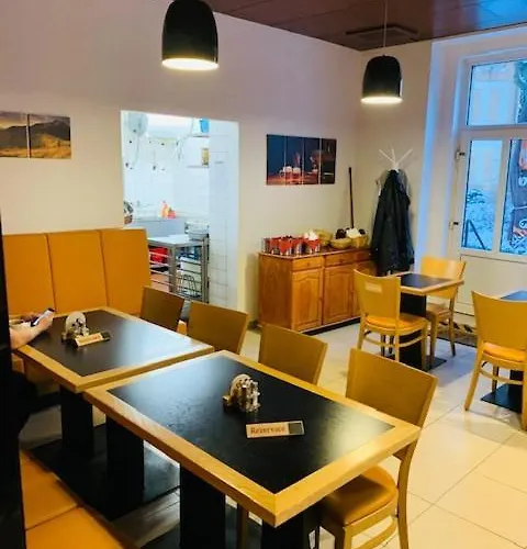 Pivovar Maly Janek - Restaurace, A Stany * Jince